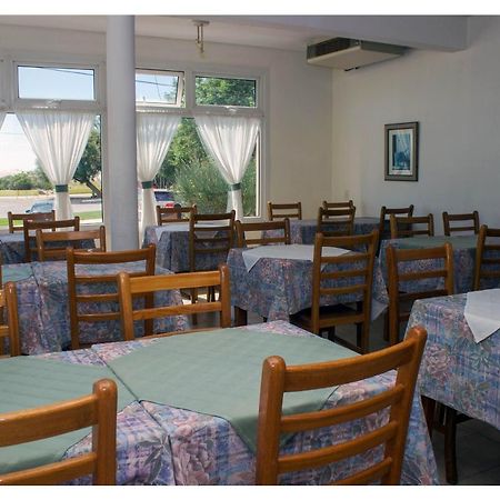 Hosteria Solar De La Costa 푸에르토마드린 외부 사진