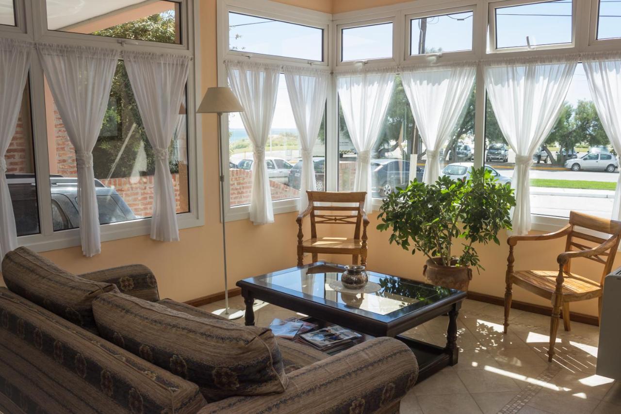 Hosteria Solar De La Costa 푸에르토마드린 외부 사진