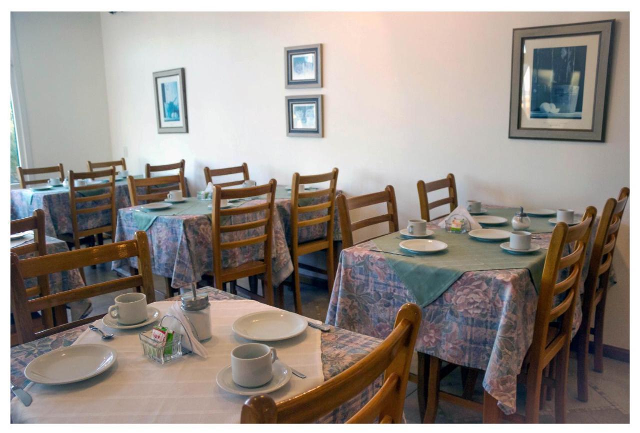 Hosteria Solar De La Costa 푸에르토마드린 외부 사진